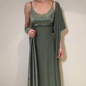 cute green dress+scarf